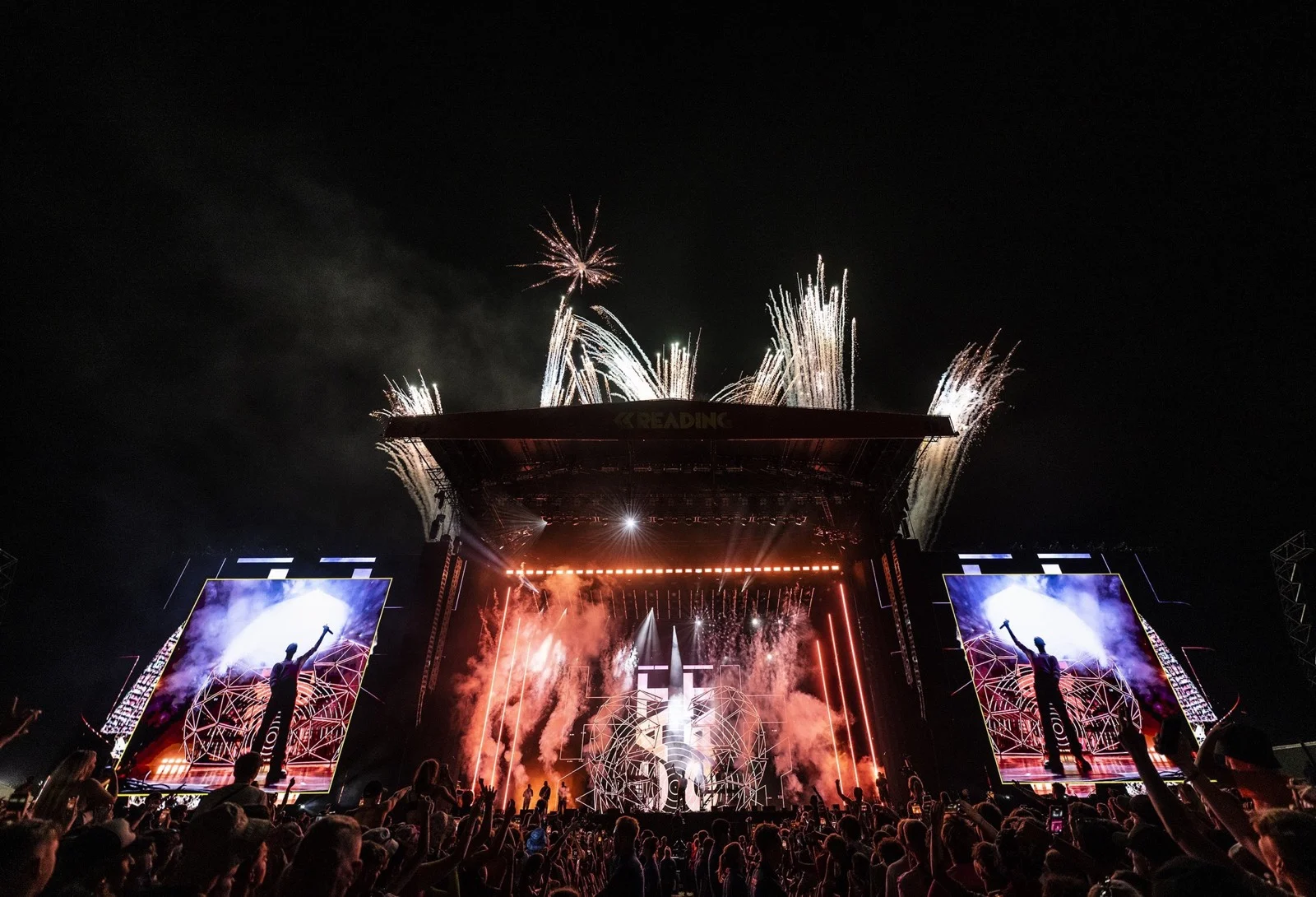 Lighting Design for Dave's headline set at Reading & Leeds Festival 2022. — Louis Oliver