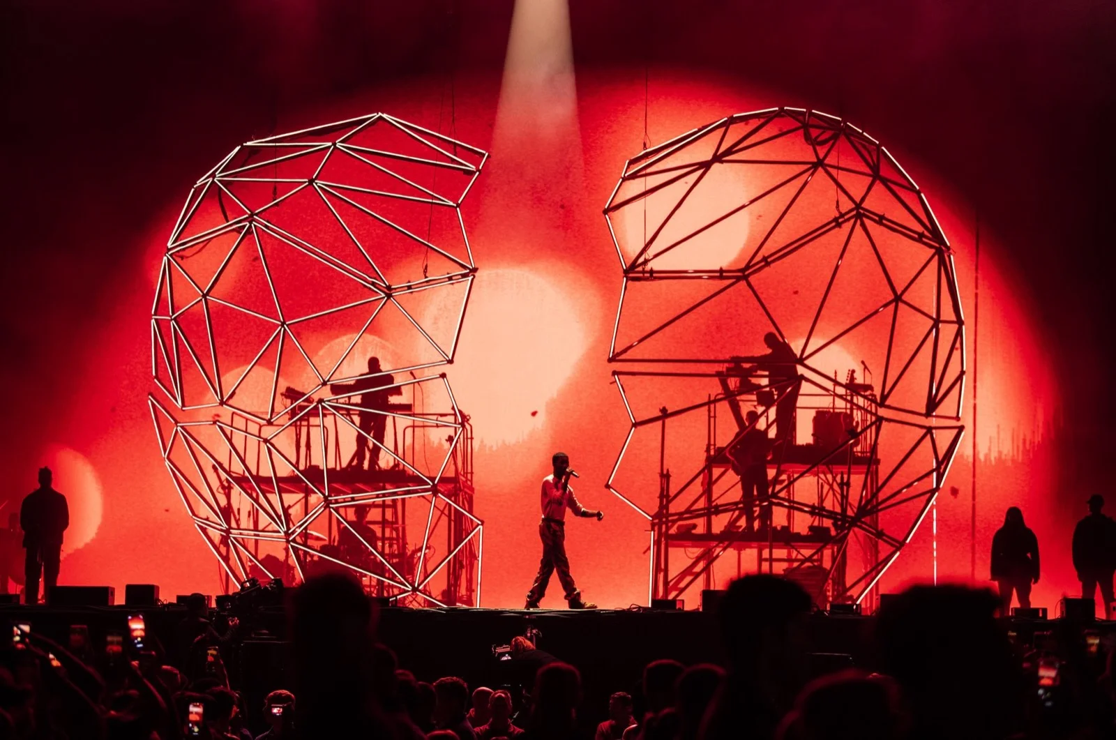 Lighting Design for Dave's headline set at Reading & Leeds Festival 2022. — Louis Oliver