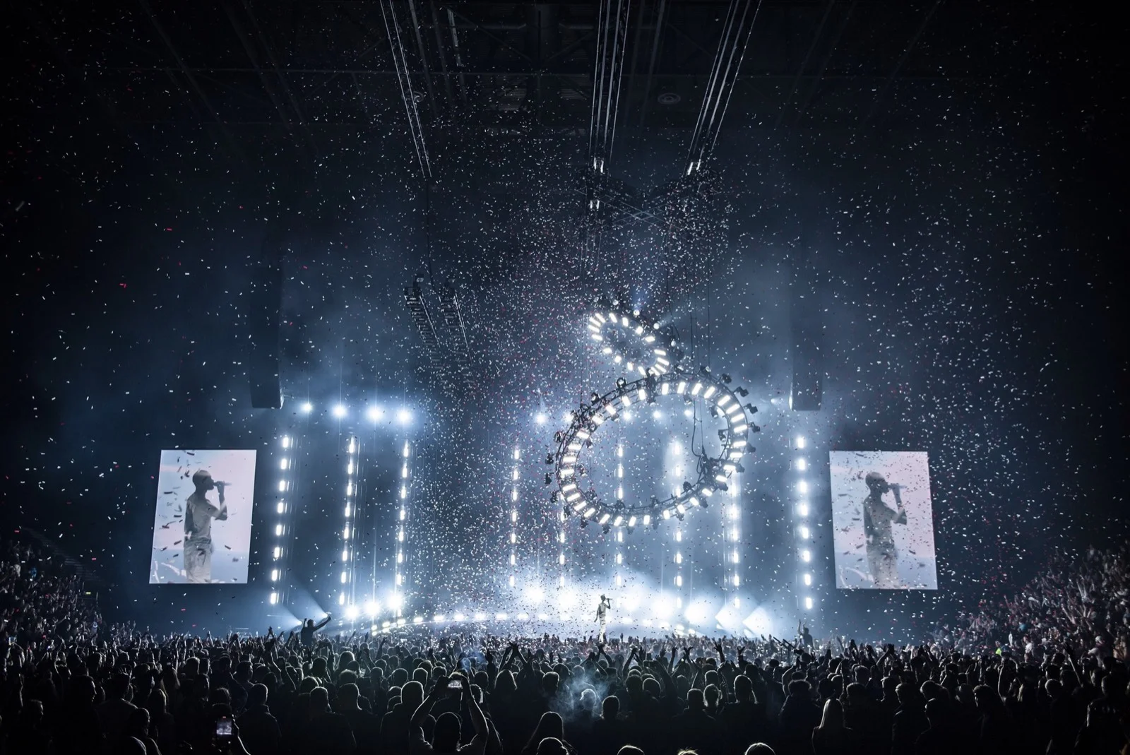 Lighting Design for Dave's WAAITT Arena Tour 2022 including sold-out O2 Arena show. — Louis Oliver