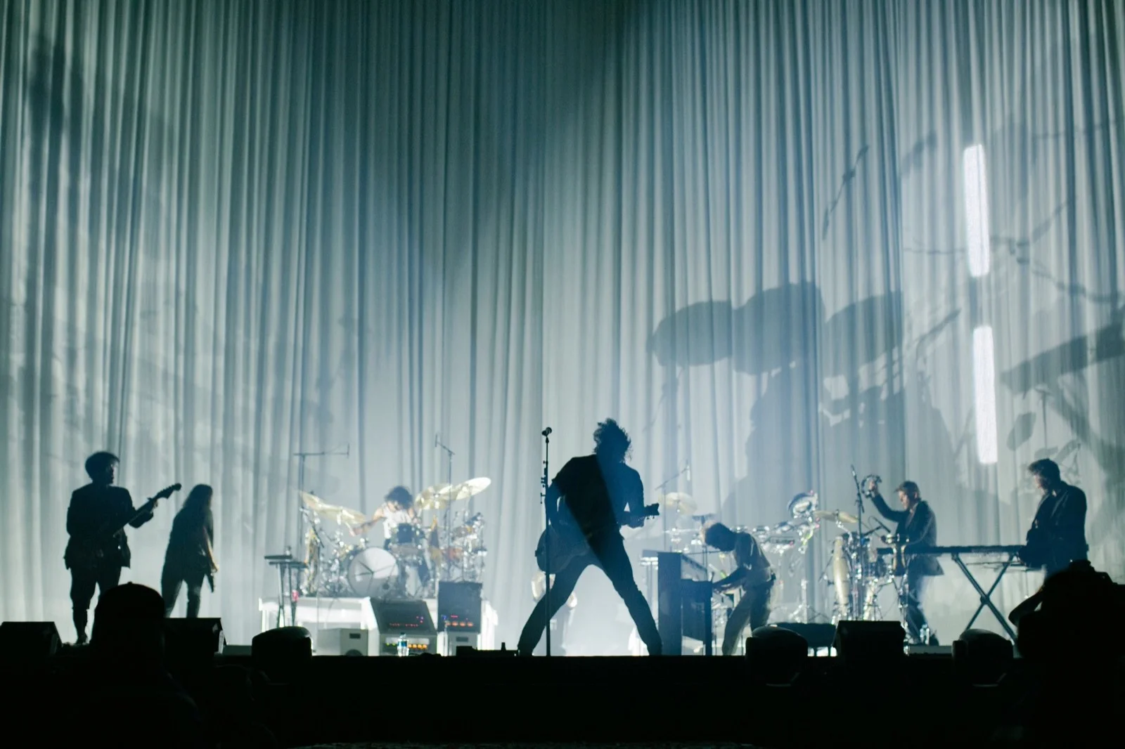 Lighting Design for Gang of Youths' Angel in Realtime Arena Tour 2022. — Louis Oliver