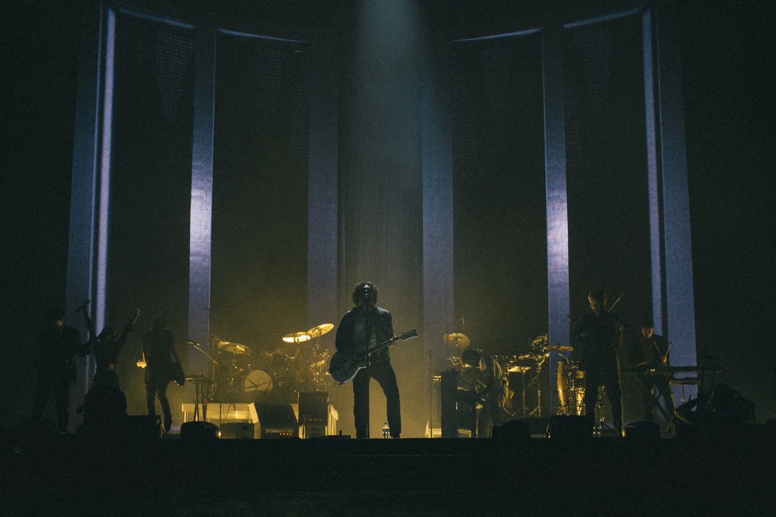 Lighting Design for Gang of Youths' Angel in Realtime Arena Tour 2022. — Louis Oliver