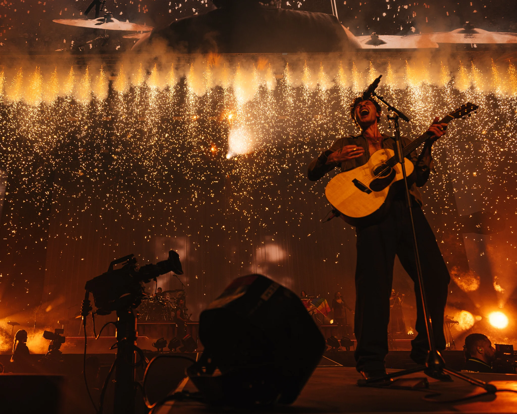 Show Design, Production & Lighting Design for Shawn Mendes On The Road Again Festival & Arena Tour 2025. — Louis Oliver