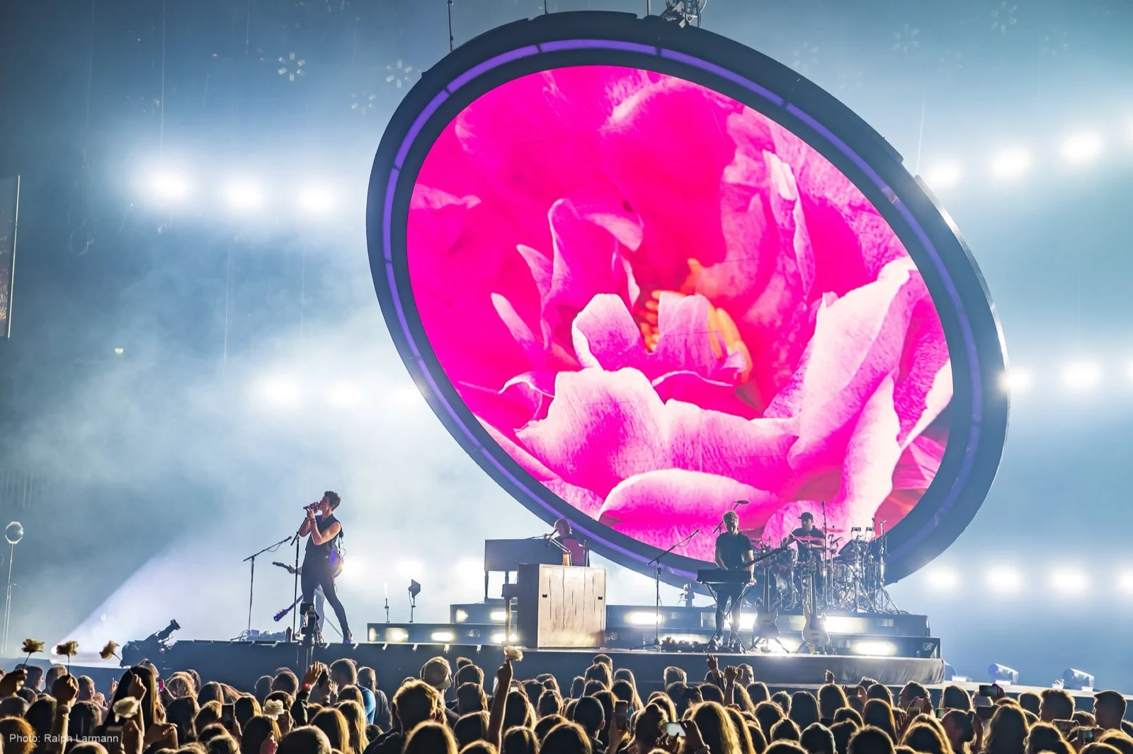 Lighting Design for Shawn Mendes' The Tour Arena Tour 2019. — Louis Oliver