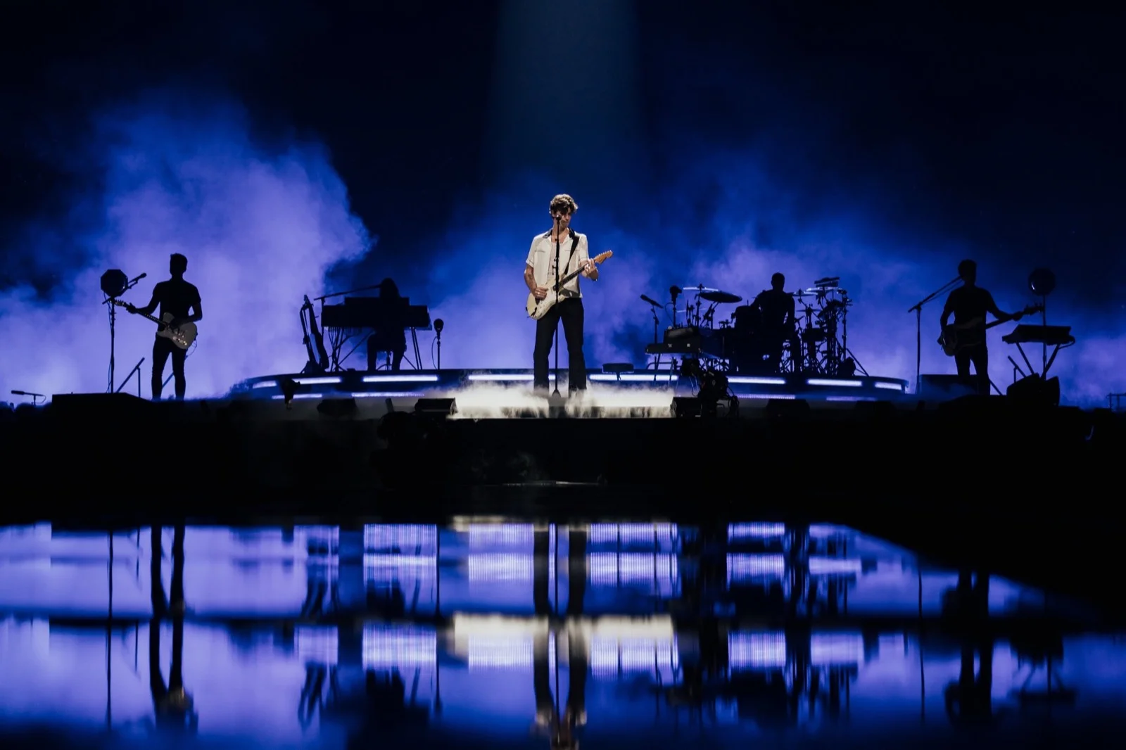 Lighting Design for Shawn Mendes' Wonder World Tour 2022. — Louis Oliver