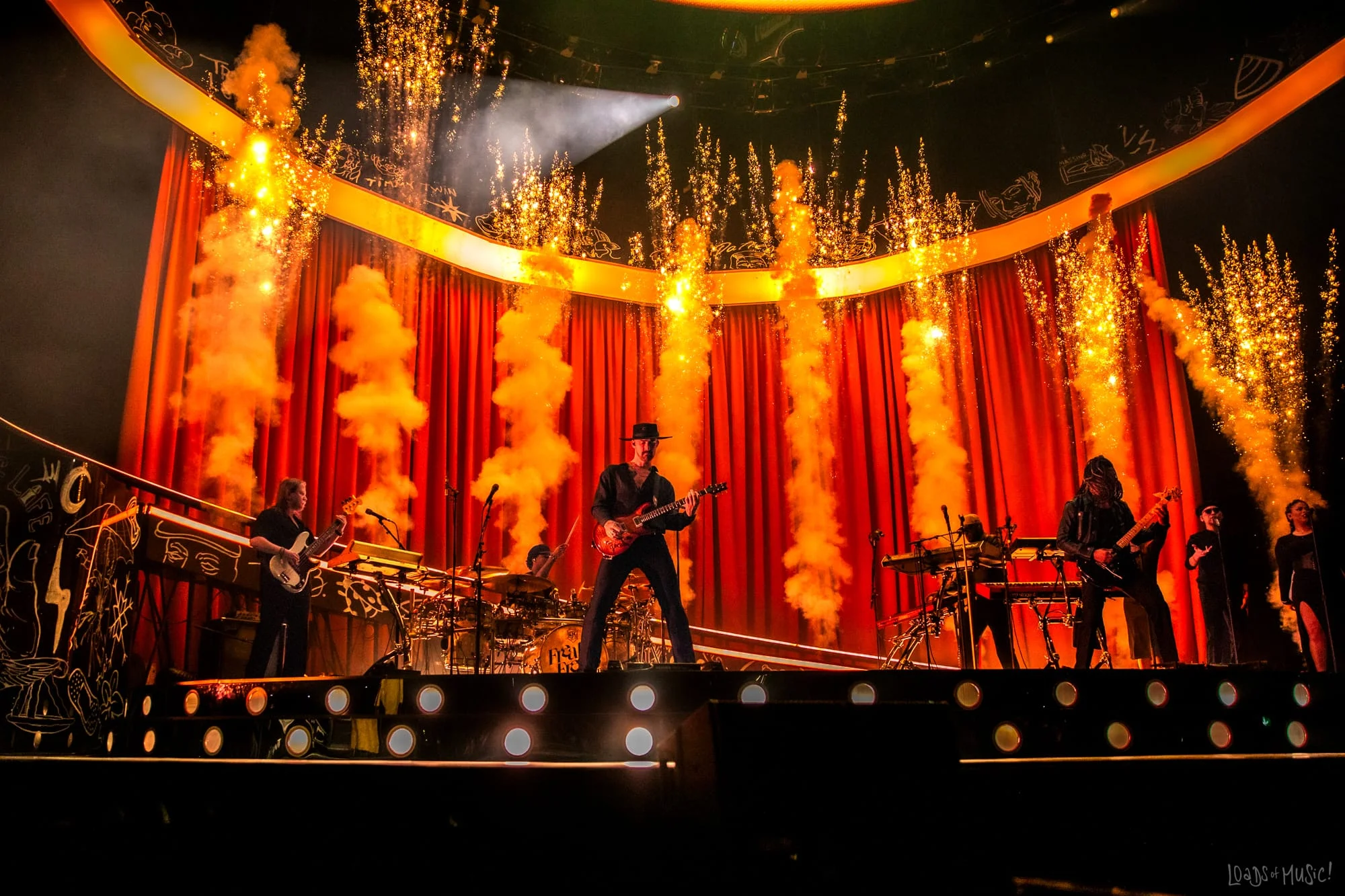 Lighting Design for Teddy Swims' I've Tried Everything But Therapy World Tour 2025. — Louis Oliver